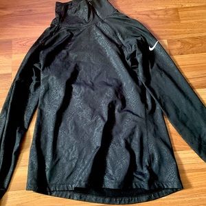 NIKE PRO DRI-FIT SWEATER